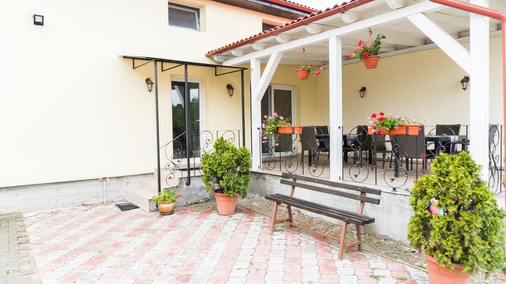 Pensiunea Bella Arad Exterior foto