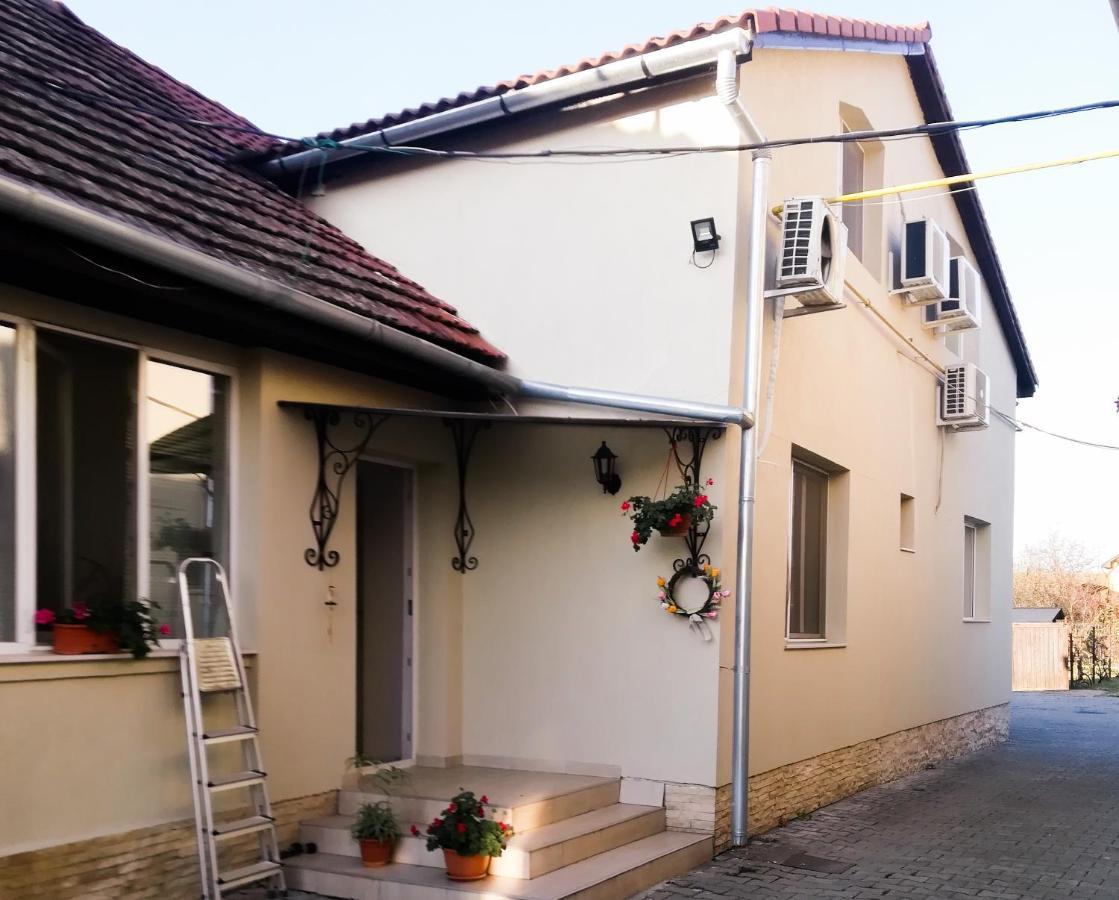 Pensiunea Bella Arad Exterior foto